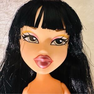 vintage Bratz princess Jade figure
